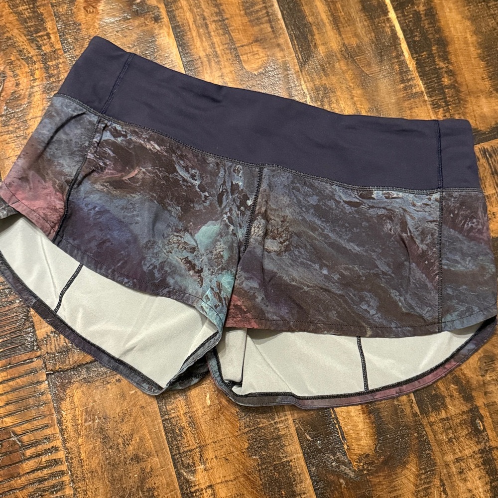 Lululemon speed up shorts size 6